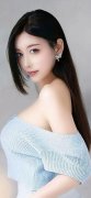<b>校花被多男按着灌满了精</b>